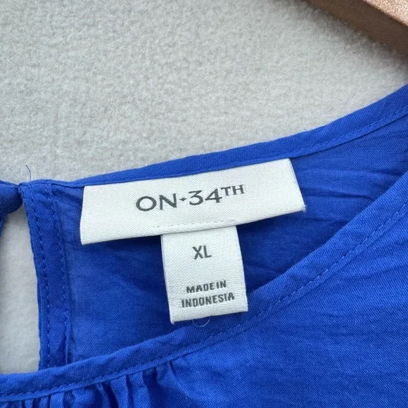 On 34th Women’s XL Blue Ruffled Sleeve Lightweight Top - Picture 6 of 6